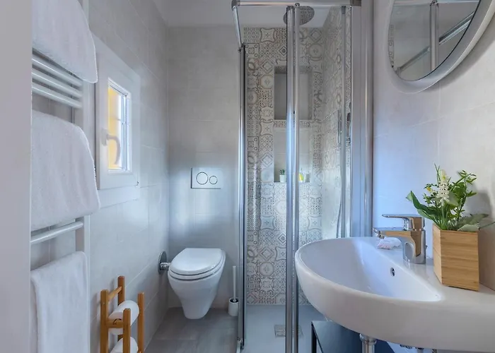 Guesthost - San Vitale Center *